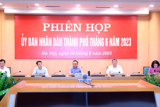 UBND thành phố Hà Nội xem xét quy định giá dịch vụ giáo dục công lập