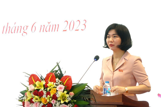 Cử tri huyện Thanh Oai kiến nghị về chính sách xã hội, quản lý đất đai xây dựng