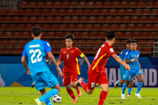 Việt Nam hòa đáng tiếc Ấn Độ trong trận ra quân vòng chung kết U17 châu Á