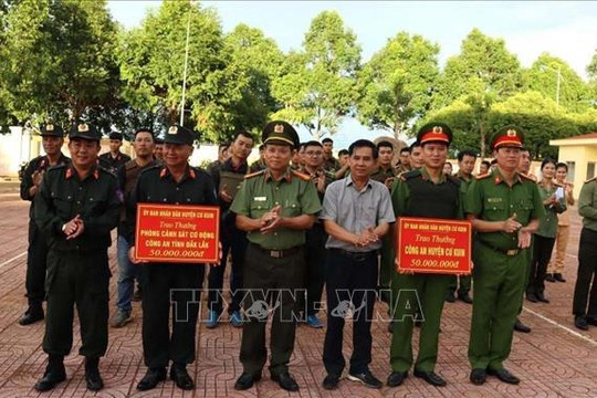 Vụ tấn công tại Đắk Lắk: Khen thưởng lực lượng công an nỗ lực truy bắt các đối tượng