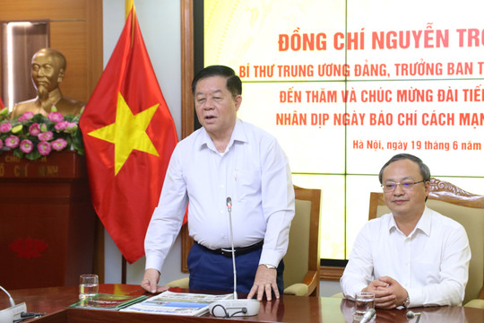 Lãnh đạo Đảng, Nhà nước và thành phố Hà Nội thăm, chúc mừng các cơ quan báo chí
