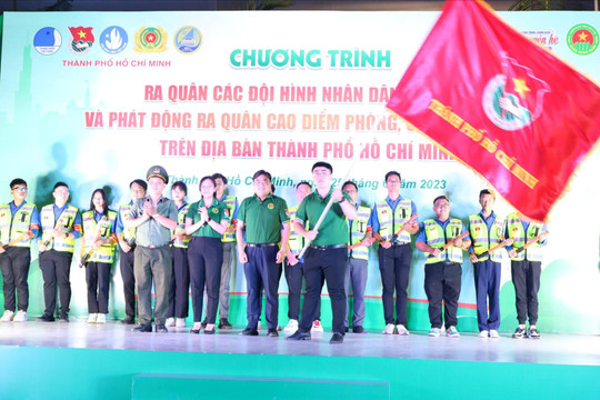 Ra quân đội hình “Nhân dân tuần tra” cấp thành phố Hồ Chí Minh