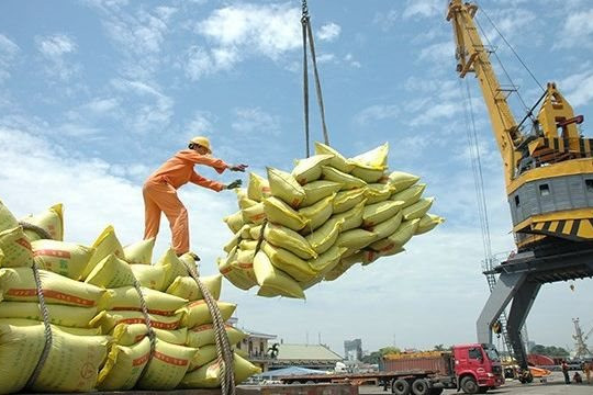 Việt Nam tiếp tục là nhà cung cấp gạo lớn nhất của Philippines