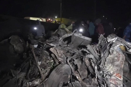 Kenya: Xe tải mất lái gây tai nạn khiến 48 người thiệt mạng
