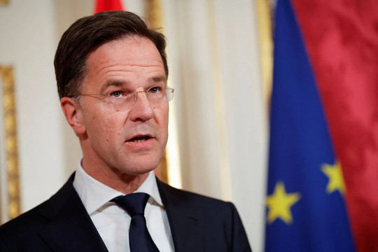 Thủ tướng Hà Lan Mark Rutte đệ đơn từ chức