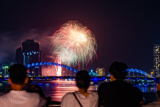 Trở lại đúng thời điểm, Lễ hội pháo hoa quốc tế đưa Đà Nẵng thành "thỏi nam châm" hút khách