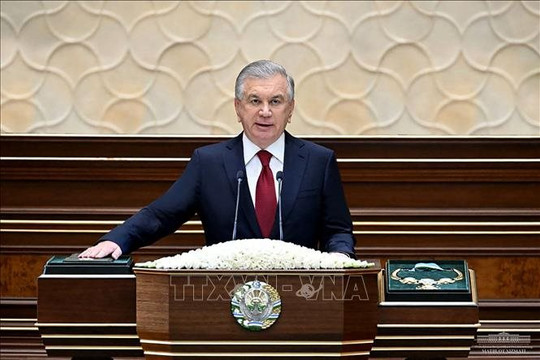 Ông Shavkat Mirziyoyev tuyên thệ nhậm chức Tổng thống Uzbekistan
