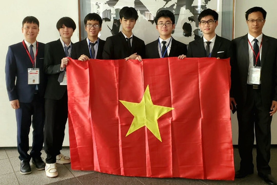 5 học sinh Việt Nam giành huy chương Olympic vật lý quốc tế