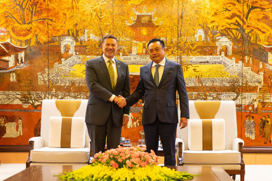 Thúc đẩy hơn nữa quan hệ hợp tác giữa Hà Nội và các địa phương của Australia