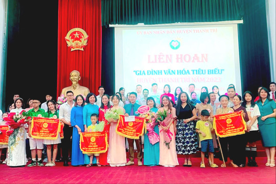 Sôi nổi giao lưu liên hoan “Gia đình văn hóa tiêu biểu” huyện Thanh Trì năm 2023