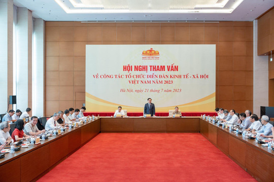 Chủ tịch Quốc hội Vương Đình Huệ chủ trì Hội nghị tham vấn về tổ chức Diễn đàn Kinh tế - Xã hội Việt Nam năm 2023
