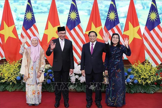 Thủ tướng Malaysia kết thúc tốt đẹp chuyến thăm chính thức Việt Nam