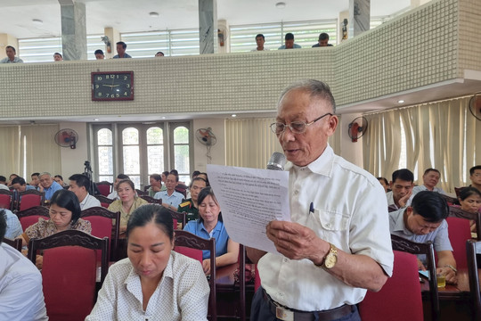 Đại biểu HĐND thành phố tiếp xúc cử tri thị xã Sơn Tây