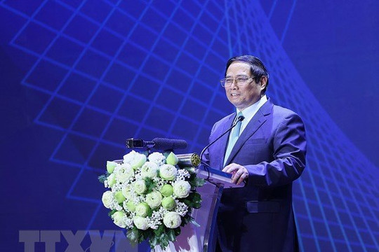 Thủ tướng Phạm Minh Chính: Long An tận dụng lợi thế là nơi giao thoa, kết nối các trục, hành lang kinh tế để phát triển