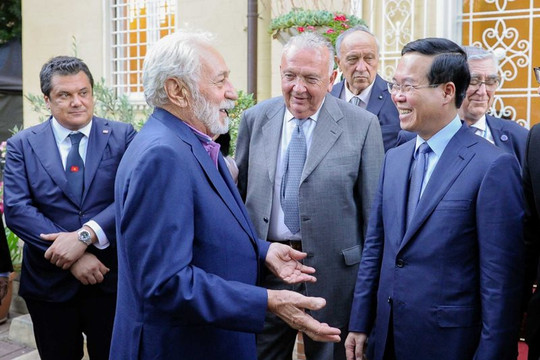 Chủ tịch nước Võ Văn Thưởng gặp mặt kiều bào và những người bạn Italia thân thiết với Việt Nam