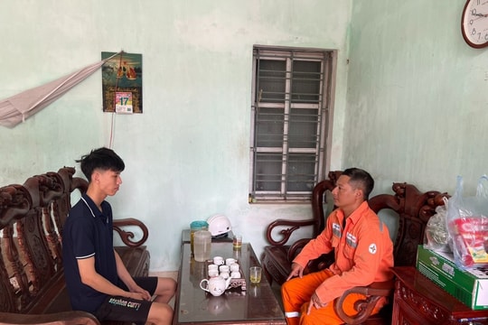 Thợ điện Thủ đô dũng cảm cứu người đuối nước