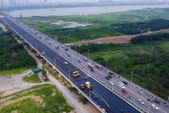 Cầu Vĩnh Tuy giai đoạn 2 sẽ thông xe trước ngày 2-9-2023