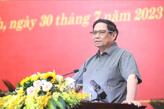 Thủ tướng Phạm Minh Chính: Bắc Ninh cần phát triển hài hòa kinh tế, văn hóa - xã hội và bảo vệ môi trường