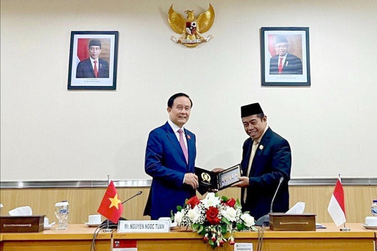 Thúc đẩy hợp tác giữa Thủ đô Hà Nội và thành phố Jakarta (Indonesia)