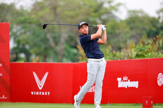Thi đấu bùng nổ, Nguyễn Anh Minh vượt lên tại vòng 3 Giải vô địch golf quốc gia 