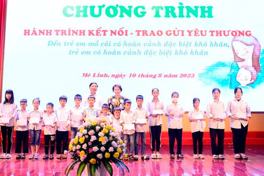 Hơn 840 triệu đồng hỗ trợ 140 học sinh huyện Mê Linh có hoàn cảnh khó khăn