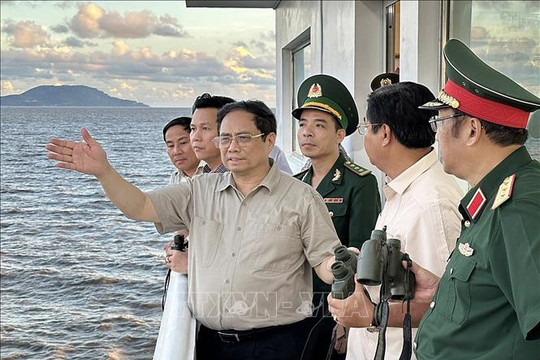 Thủ tướng Phạm Minh Chính: Cấp bách bảo vệ tính mạng, tài sản của người dân vùng sạt lở ở Đồng bằng sông Cửu Long