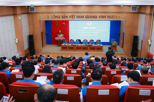 Triệu tập 1.100 đại biểu chính thức dự Đại hội XIII Công đoàn Việt Nam