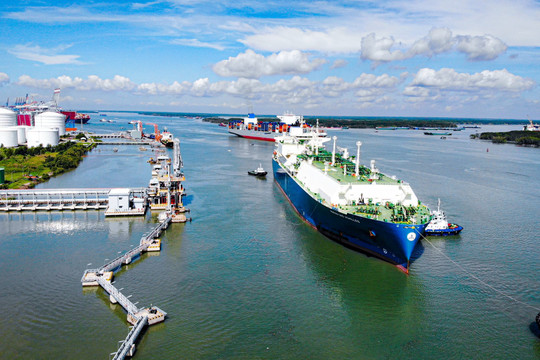Kho cảng LNG – Xu thế đầu tư mới ở phía Nam