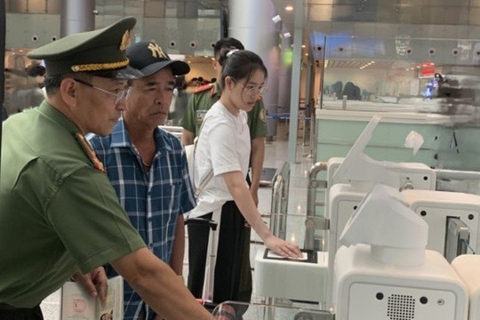 Đà Nẵng và Khánh Hòa triển khai kiểm soát xuất, nhập cảnh tự động