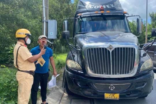 TP Hồ Chí Minh: Xử lý 479 trường hợp vi phạm trong 3 ngày ra quân tổng kiểm soát xe ô tô vận tải và xe container