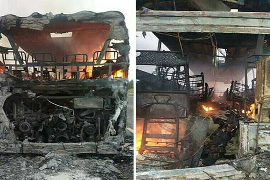 Pakistan: Xe khách đâm vào xe chở xăng dầu khiến 20 người thiệt mạng