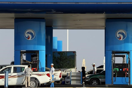 Kinh tế Trung Quốc giảm tốc khiến giá dầu thế giới giảm theo