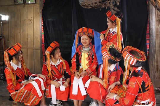 Lần đầu tổ chức Ngày hội văn hóa các dân tộc có số dân dưới 10.000 người