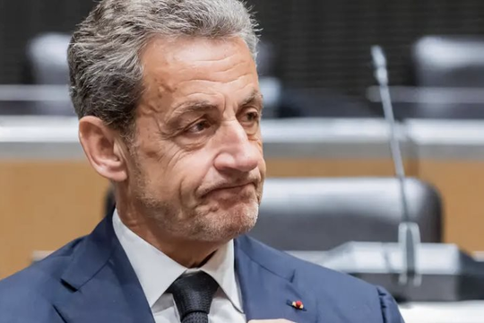 Cựu Tổng thống Pháp Nicolas Sarkozy sẽ ra hầu tòa vào năm 2025
