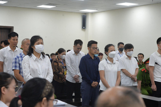 Ông Nguyễn Đức Chung nhận thêm bản án 18 tháng tù