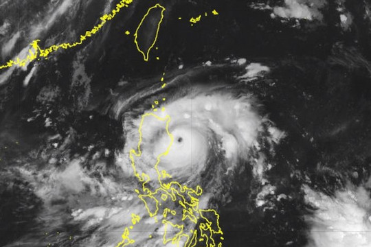 Siêu bão Saola ảnh hưởng tới Philippines