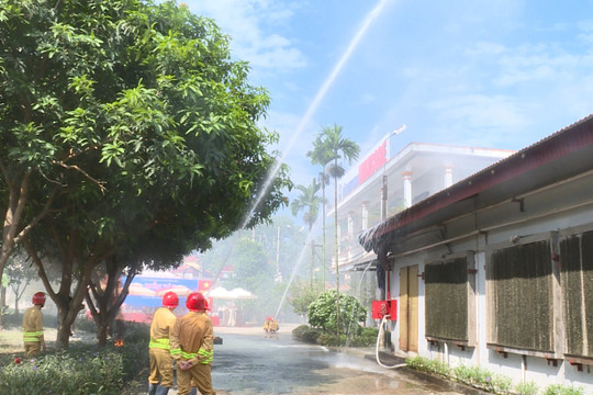 Ứng Hòa: Diễn tập phương án chữa cháy và cứu nạn, cứu hộ cấp huyện