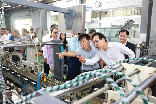 Samsung mở rộng mô hình nhà máy thông minh tại Việt Nam