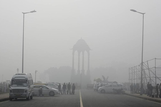 Ô nhiễm không khí khiến người dân New Delhi giảm 12 năm tuổi thọ