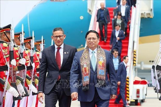 Thủ tướng Phạm Minh Chính tới Indonesia dự Hội nghị Cấp cao ASEAN lần thứ 43