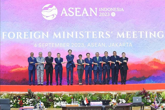 ASEAN tăng cường hợp tác, khẳng định vị thế tâm điểm tăng trưởng của khu vực