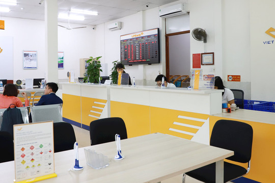 LPbank và Bưu điện Việt Nam luôn bảo đảm quyền lợi của khách hàng ở mức cao nhất