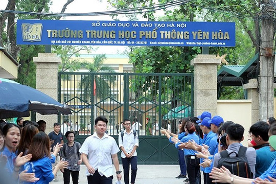 Trường THPT Yên Hòa được đề nghị khen thưởng Huân chương Lao động hạng Nhất 