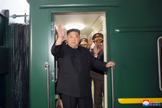 Ông Kim Jong-un rời Triều Tiên trên chuyến tàu đặc biệt đi thăm Nga