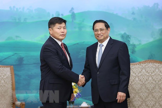 Thủ tướng Phạm Minh Chính tiếp Bộ trưởng Bộ Tư pháp và Nội vụ Mông Cổ