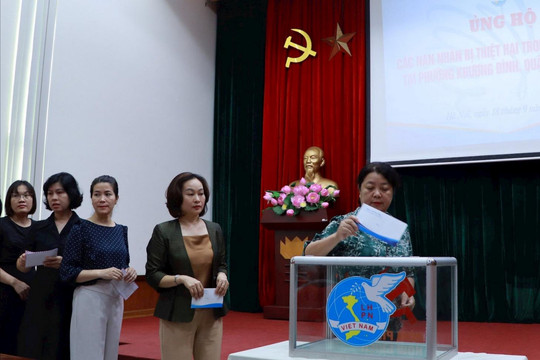 Hội Phụ nữ Hà Nội nhận đỡ đầu 2 trẻ em mồ côi là nạn nhân vụ cháy tại Thanh Xuân