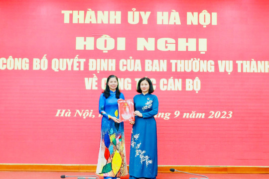 Đồng chí Đặng Thị Phương Hoa được giới thiệu để hiệp thương cử giữ chức vụ Phó Chủ tịch Ủy ban MTTQ Việt Nam thành phố