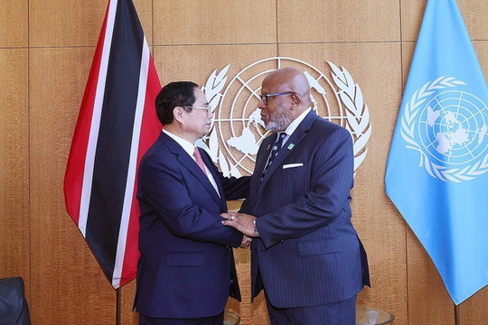 Thủ tướng Phạm Minh Chính gặp Chủ tịch Đại hội đồng Liên hợp quốc khóa 78