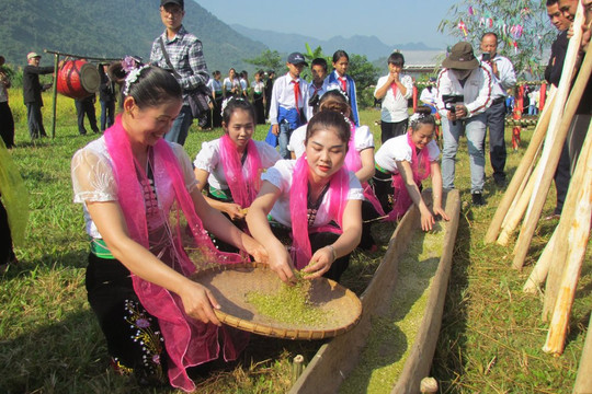 Độc đáo các lễ hội cầu mùa ở Lai Châu