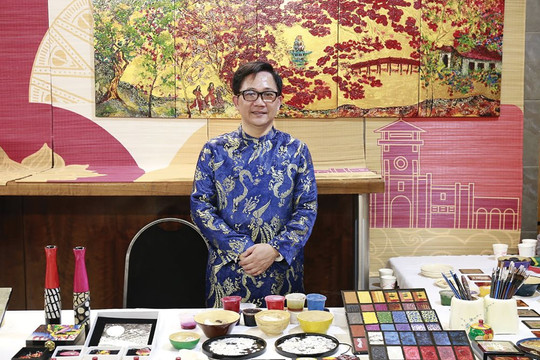 Họa sĩ Trần Anh Tuấn: Mối lương duyên 30 năm với sơn mài